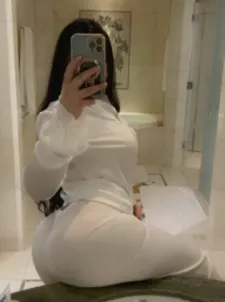 Фото проститутки Айсана одна выезд 1